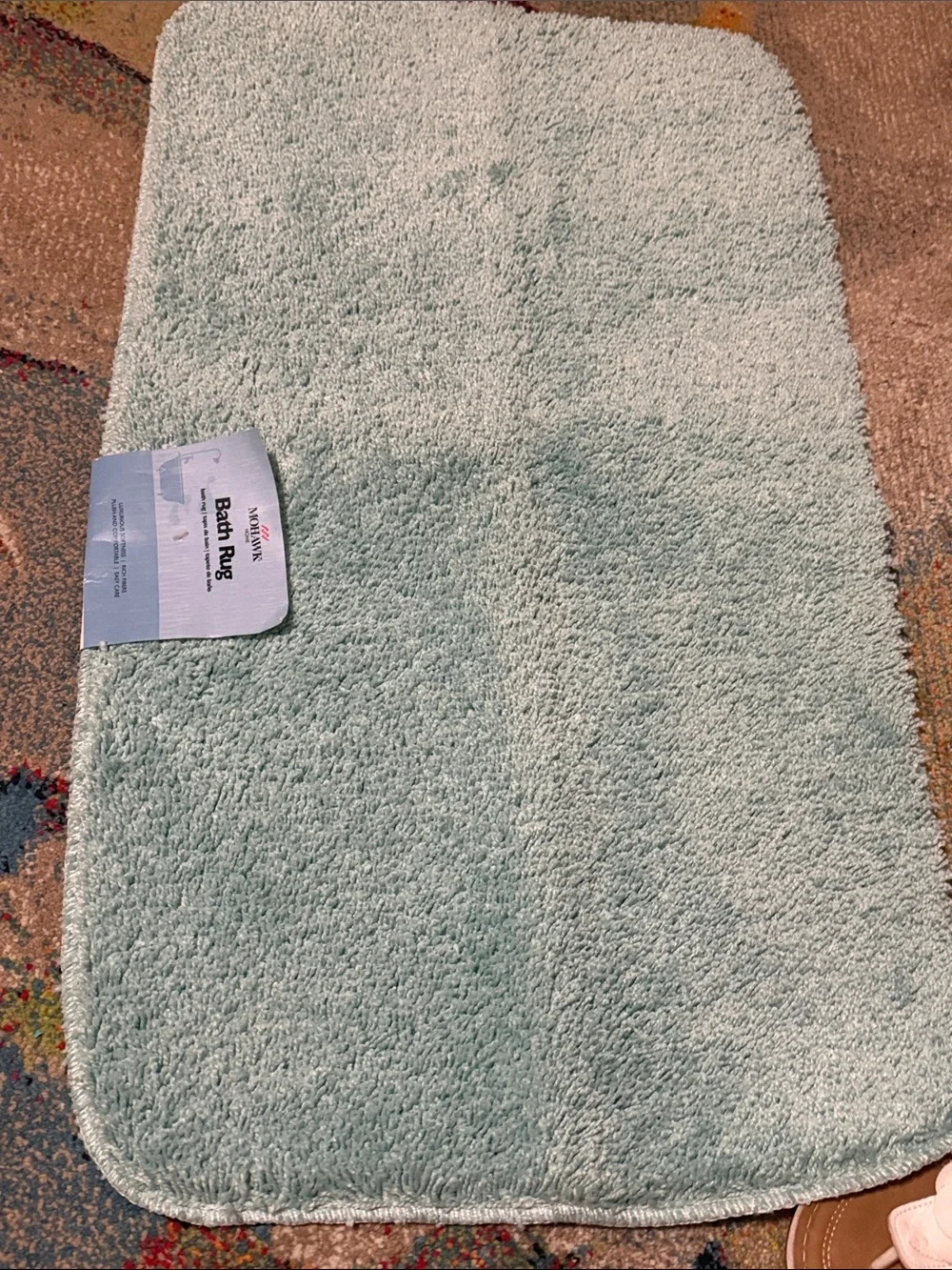 New - Bath mat Seafoam Green Mohawk brand - 23”x59”
